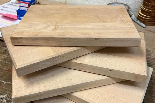 Medium Beech Chopping Board