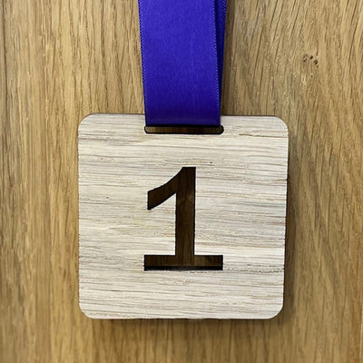 Oak veneer Eco Place Medals